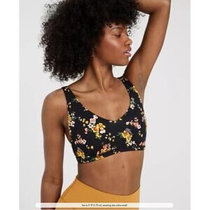 Offline By Aerie Goals True Black Floral Plunge Sports Bra Size Medium
